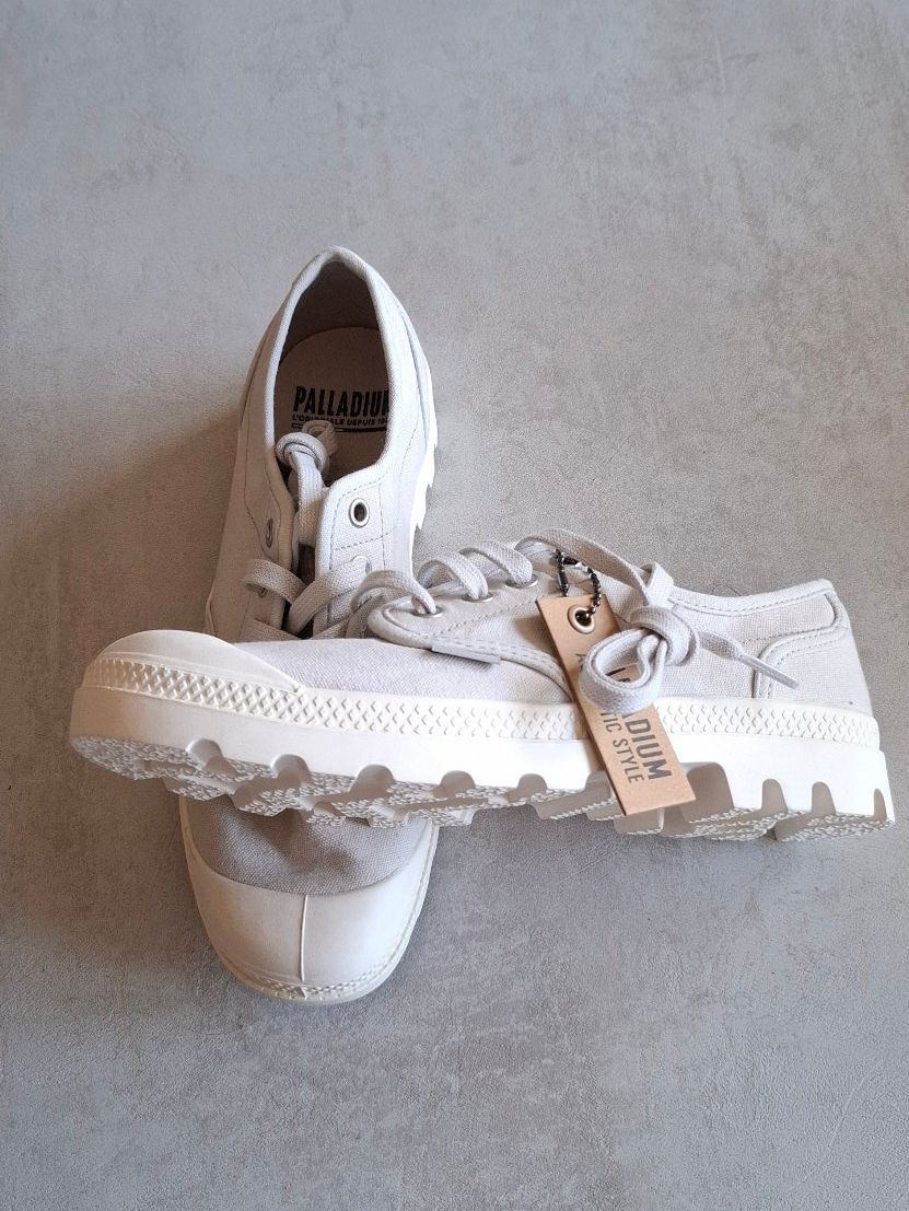 Palladium Scarpe da donna: Palladium Schuhe grau Grösse 39 – Nuovo (secondo la descrizione) da Biel/Bienne venduto da Kokos4 1