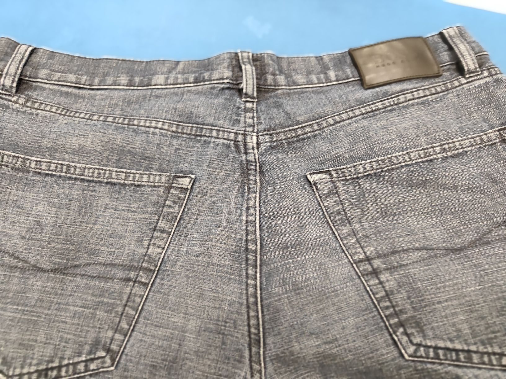 Hugo Boss Jeans: Boss jeans – Usato da Langnau am Albis venduto da Judithsebi 2