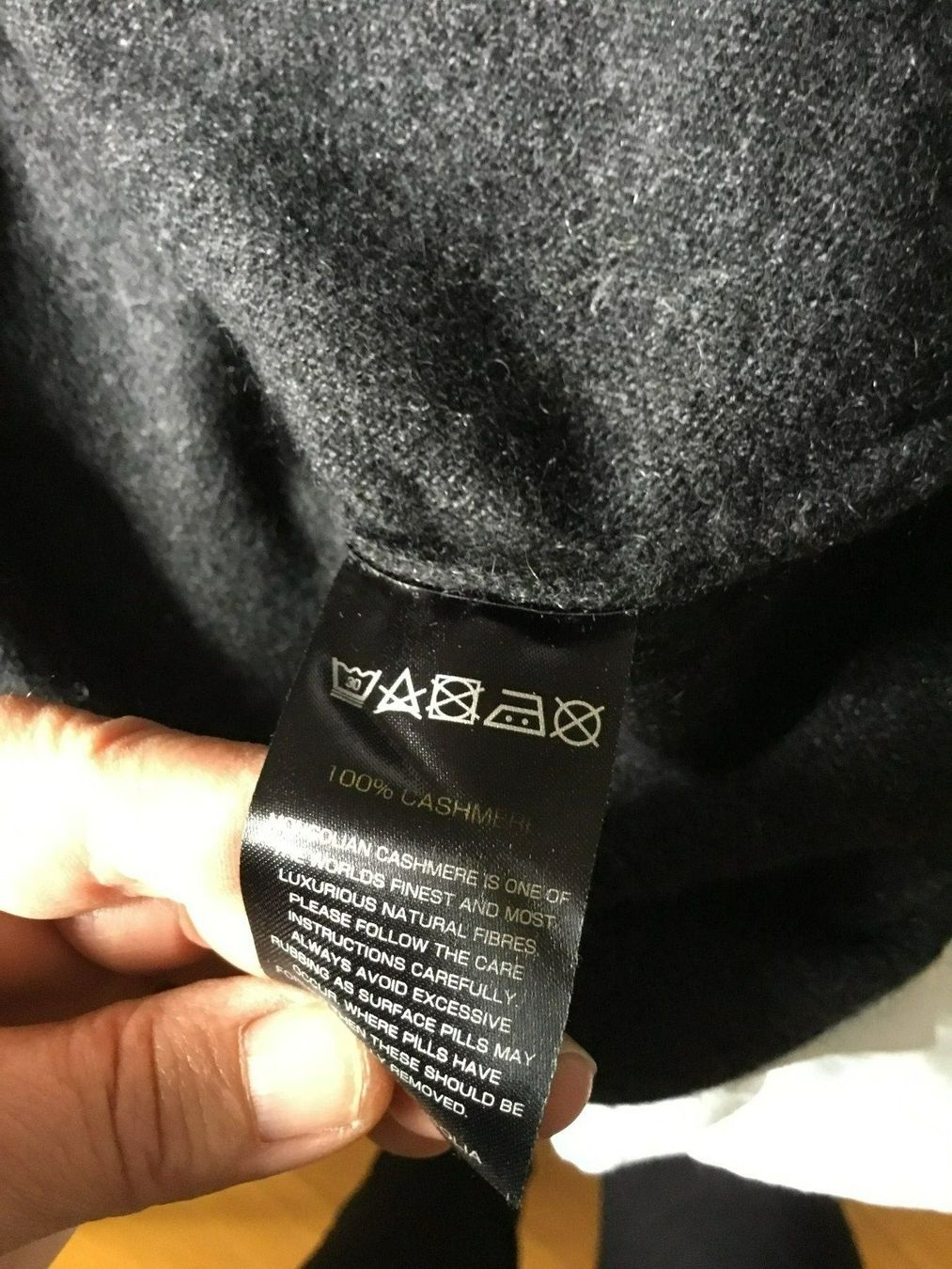 Pullover & Sweatshirts: pull 100% cachemire gris col bateau Anna Gabri T S – Gebraucht aus Lausanne von pascale.mojito1004 2