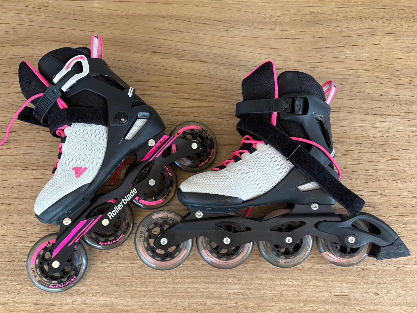 Pattini in linea & Pattini a rotelle: Rollerblade SIRIO 90W Grösse 37 – Nuovo (secondo la descrizione) da Innerberg venduto da Eflying