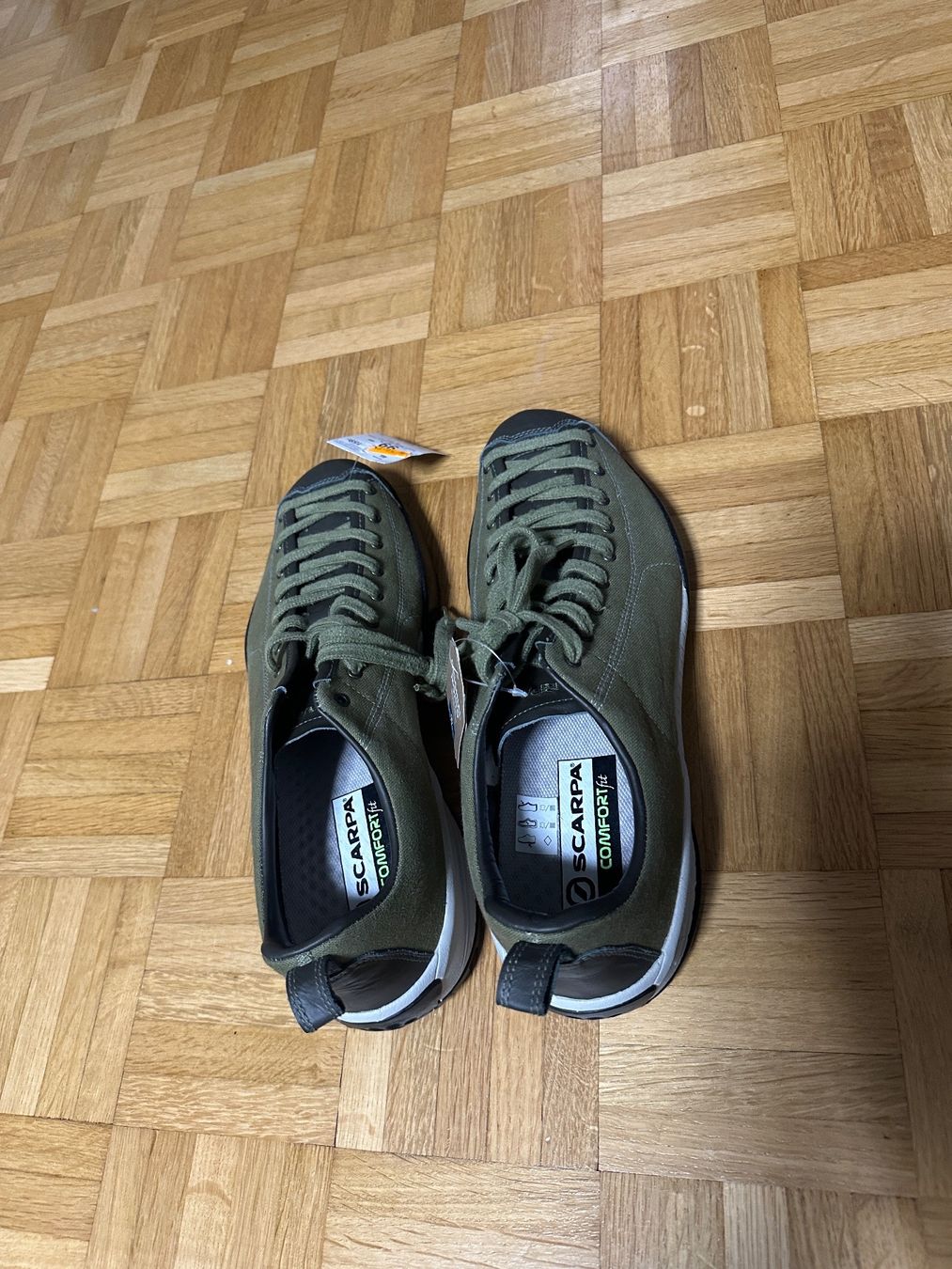 Scarpa Herrenschuhe: Scarpa Mojito Original SW, 44 1/2, olive – Neu und originalverpackt aus Neuchatel von feta_ze 3