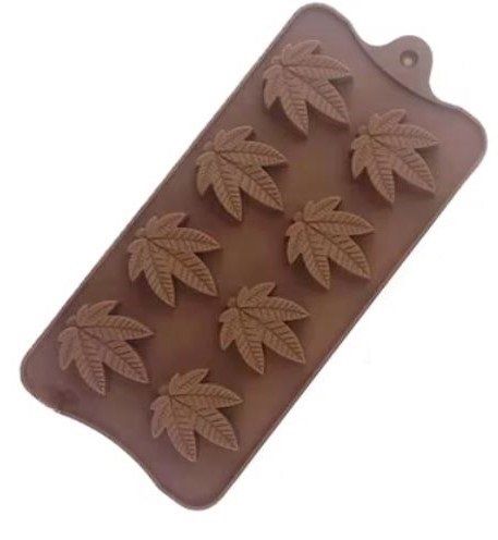 Backformen: Eiswürfelbehälter Marihuana Weed Rauchen Backform Backen – Neu und originalverpackt aus Dättlikon von easythings 1