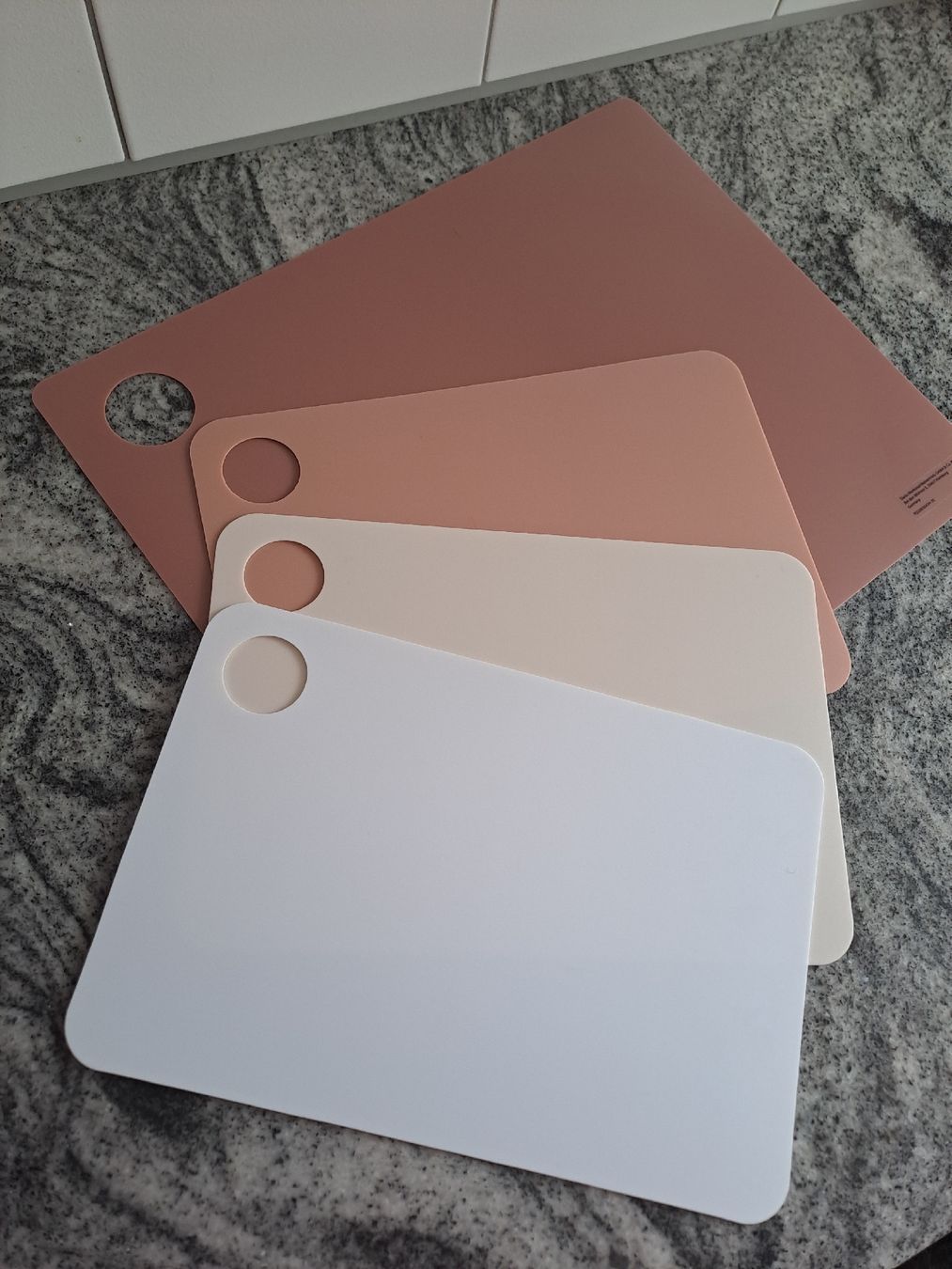 Elettrodomestici da cucina: Schneidebretter 4er Set Kunststoff  – Nuovo (secondo la descrizione) da Rickenbach LU venduto da bishiida 1