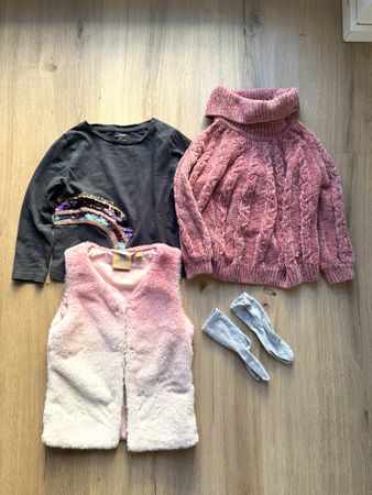 Übergangs Set Mädchen, Gr. 110 Pulli, Gilet, Shirt, Söckli