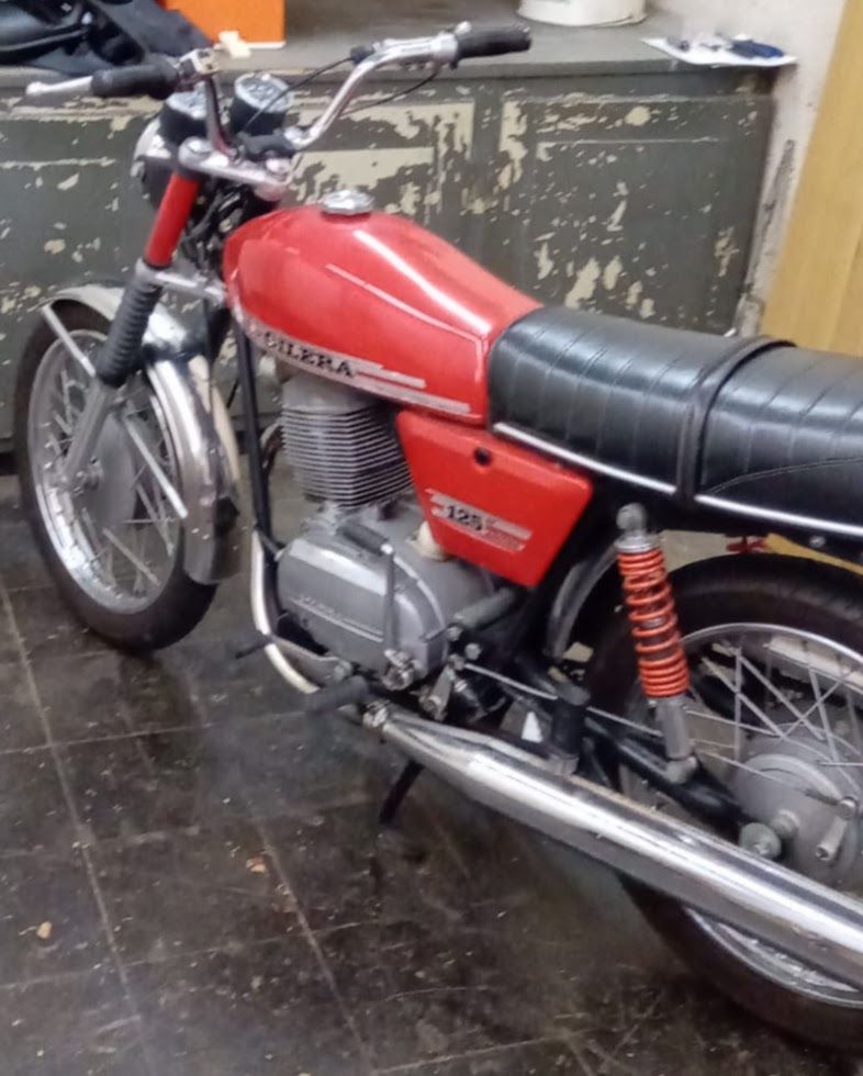 Gilera Strasse: Gilera Arcore 5V 125 – Gebraucht aus Basel von