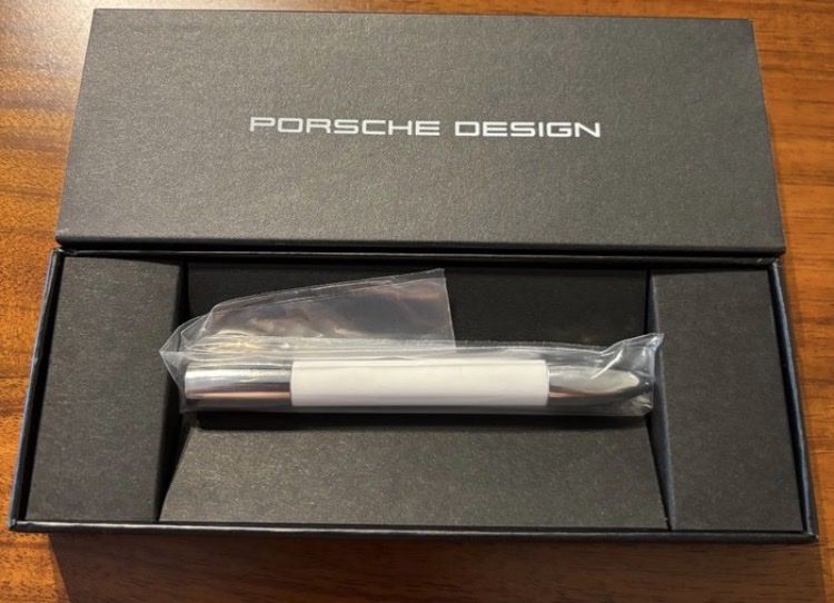 Porsche Penna & Evidenziatori: Porsche Kugelschreiber P3140, Shake Pen, MINT – Nuovo e nell'imballaggio originale da Andwil SG venduto da Kaltbrunner