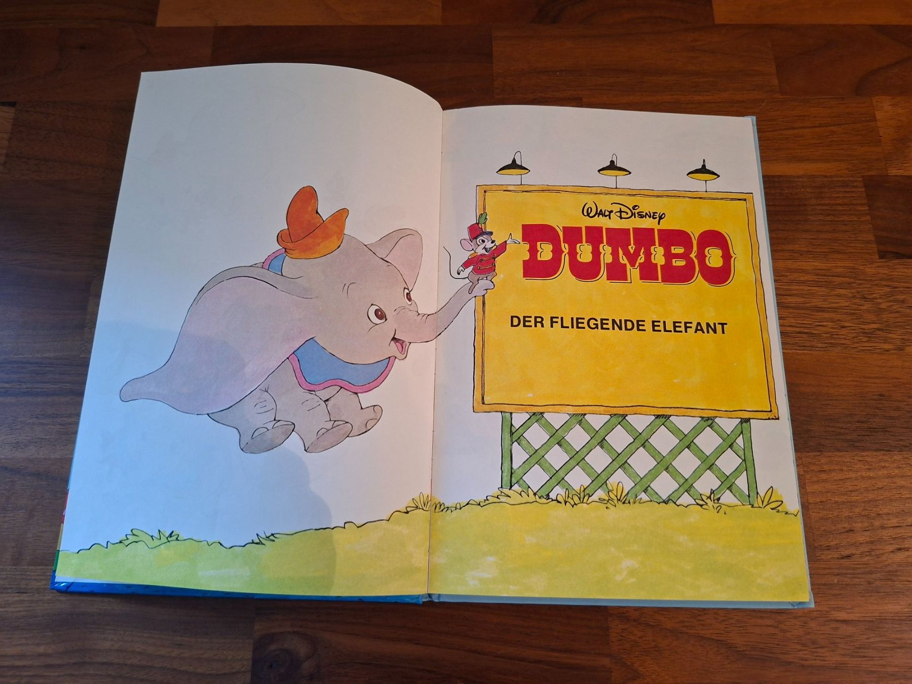 Libri: Walt Disney; Buch "Dumbo der fliegende Elefant" – Usato da Boniswil venduto da Totomat-Lady2 1