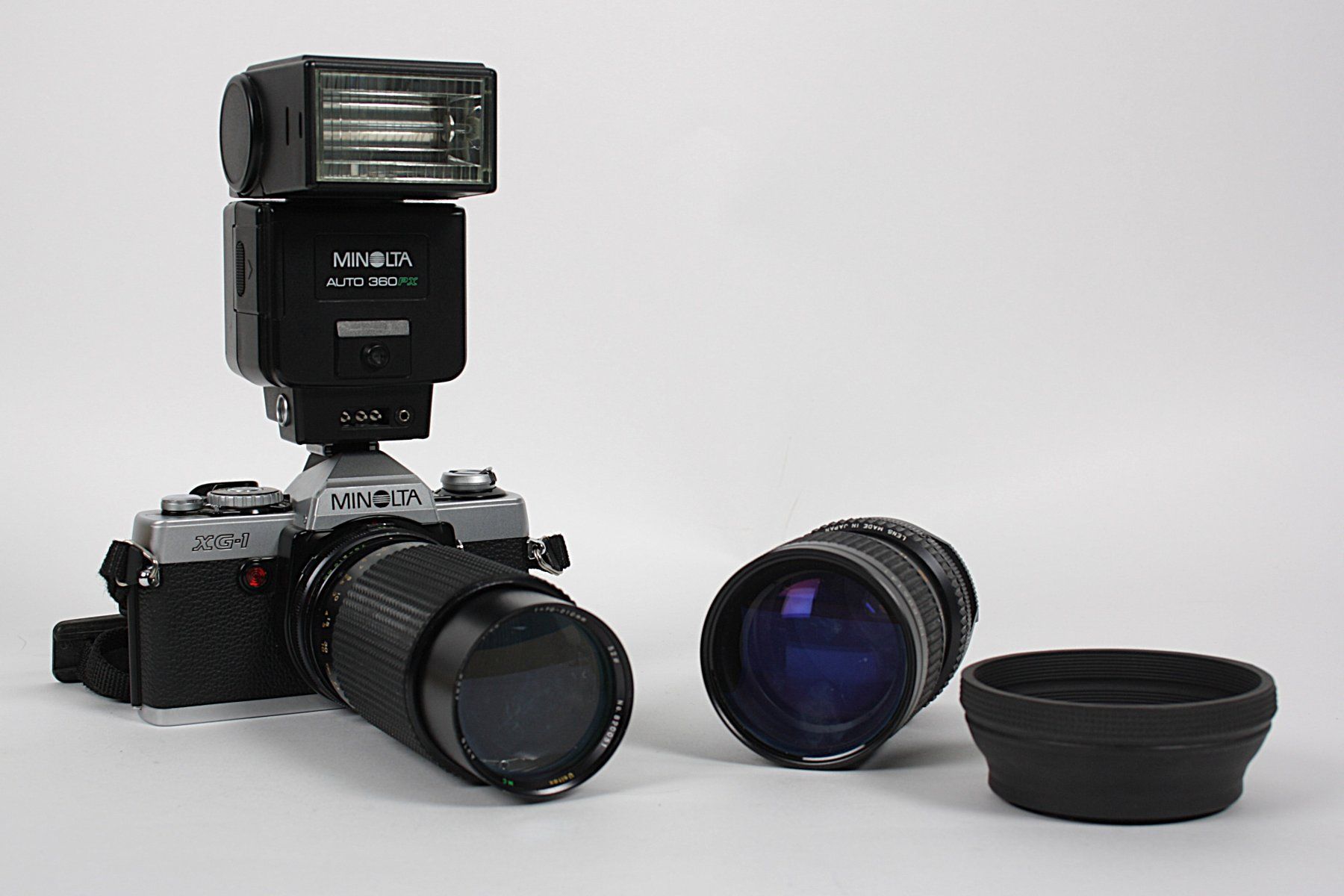 Minolta Appareil photo: MINOLTA Kamera, 2 Objektive, Blitzlicht und Tasche – D'occasion à Zollikofen par Restwert_Zollikofen 3