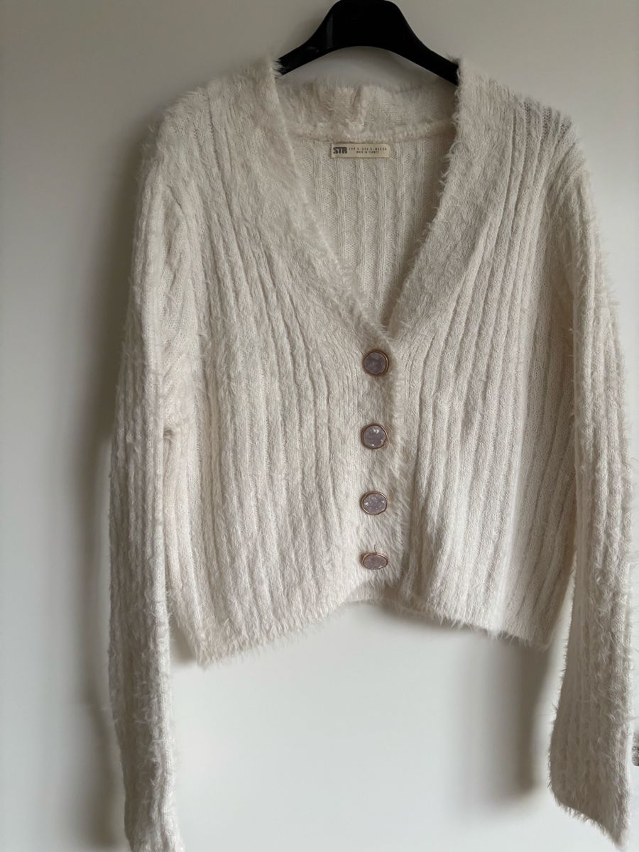 Stradivarius Maglioni & Felpe: Winter Pullover with buttons | Size S | Stradivarius – Usato da Zürich venduto da cha_jz8q