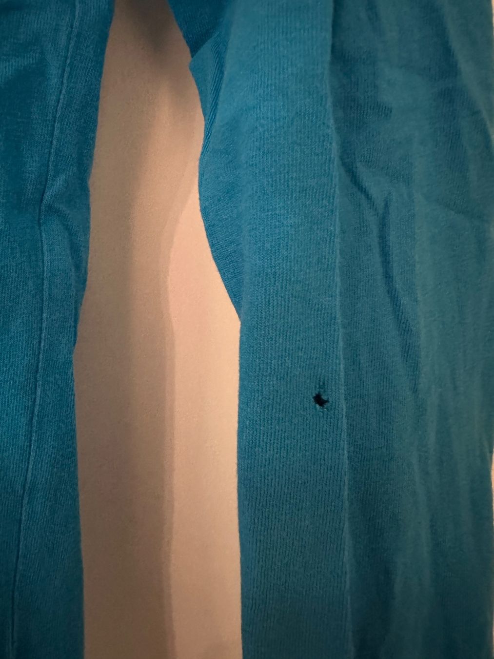 Maglioni & Felpe: Langarmshirt Grösse 128 – Usato da Illnau venduto da Xanny777 1