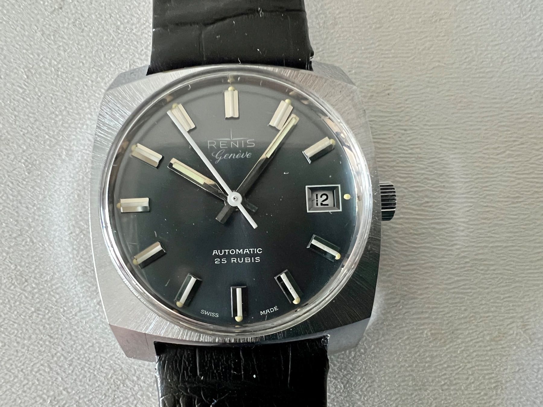 Orologi: RENIS vintage 70's automatic wristwatch - dark grey dial – Usato da Le Mont-sur-Lausanne venduto da LycaGallery 2