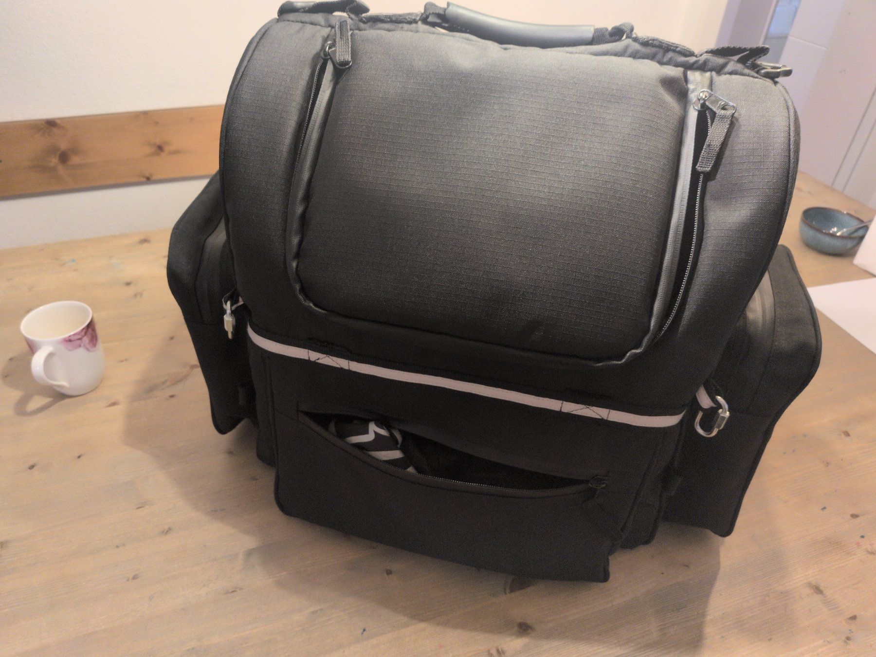 Borse: AGM Gepäck Hecktasche Voyager – Usato da Hildisrieden venduto da schumsung 2