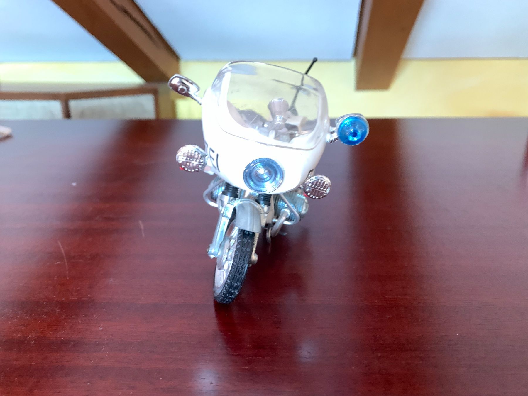 Polistil Kit di modellismo & Modellini statici: Polistil : Moto BMW R75/5 – Usato da Posieux venduto da pha_tnd9 3