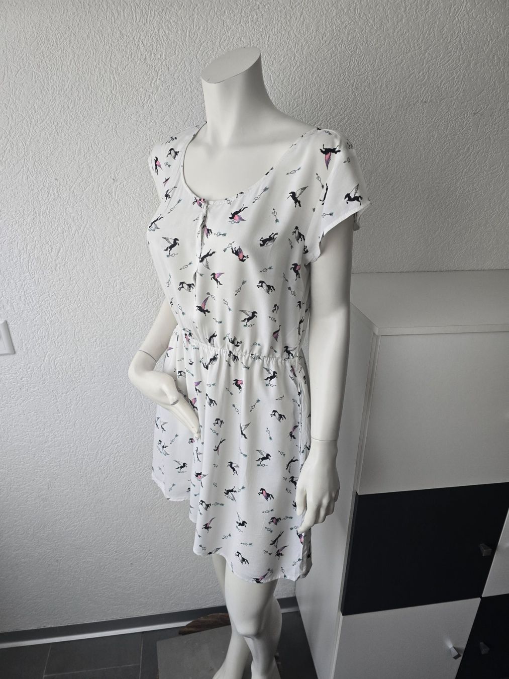 Kleider: Robe LICORNES T-M – Gebraucht aus Les Verrières von kitel79 3