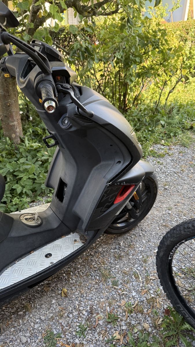Peugeot Scooter: Speedfight 4  – Usato da Zürich venduto da BelaRichle 4