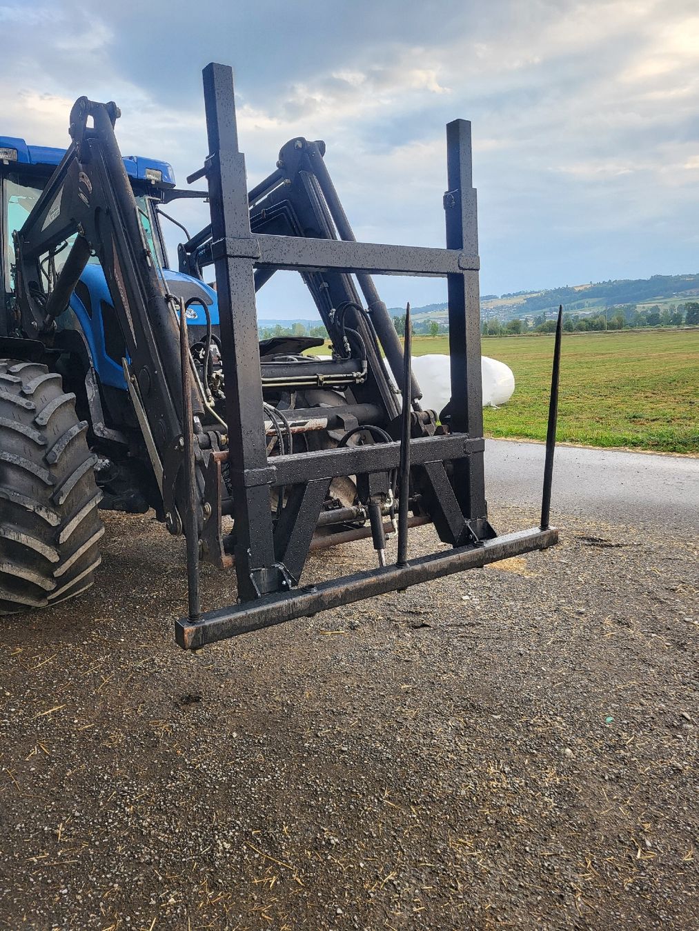 Alle Maschinen: Ballenspitz, Ballengabel, Frontlader , Hoflader – Gebraucht aus Ermensee von tvt 2