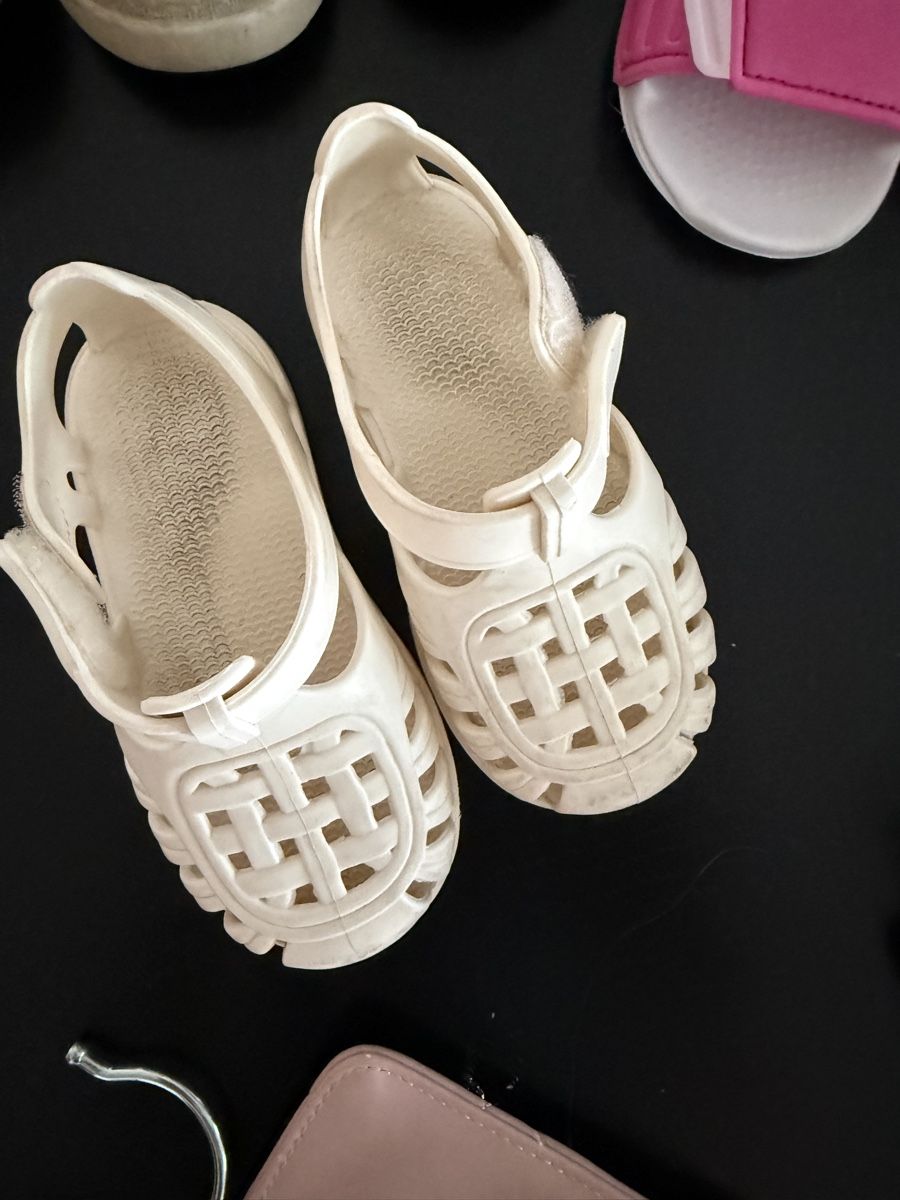 Scarpe per ragazzi: Kinder sandalen – Usato da Biglen venduto da goz_h8dv