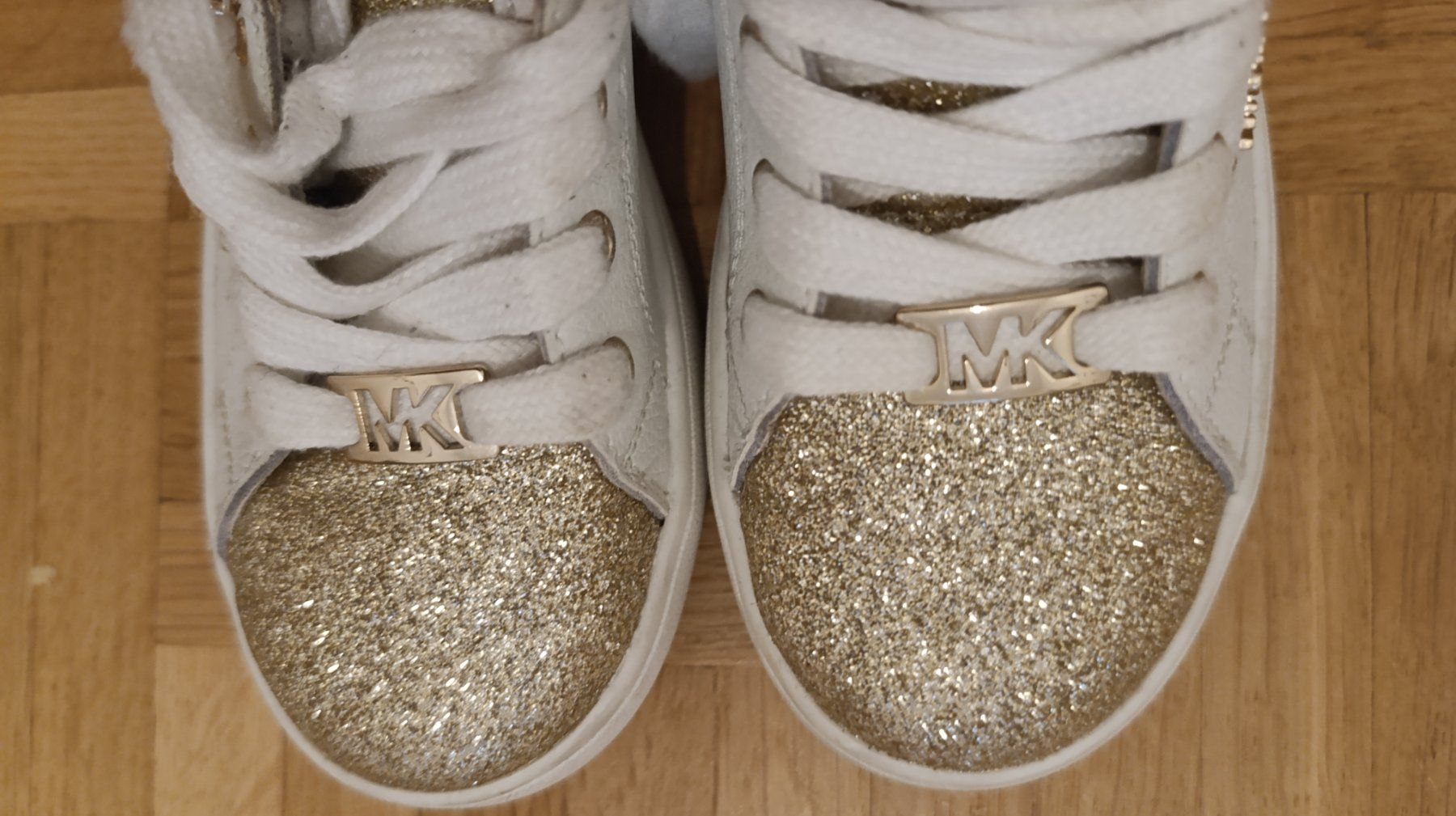 Michael Kors Scarpe per ragazze: Baskets Michael Kors, blanches et dorées, taille 30 – Usato da Genève venduto da EcrinVintage 3