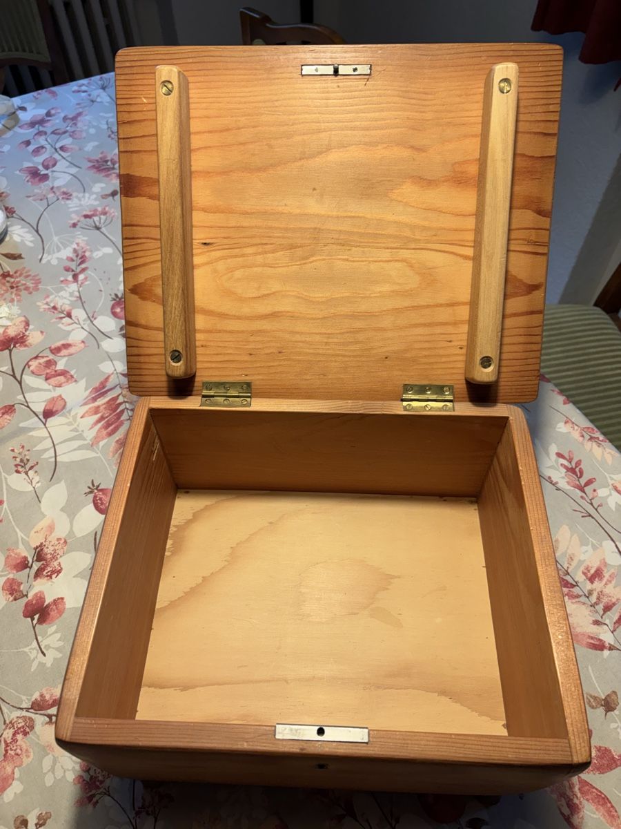 Cassapanche: Massive Holzschatulle – Usato da Winterthur venduto da umu_t9qd 2