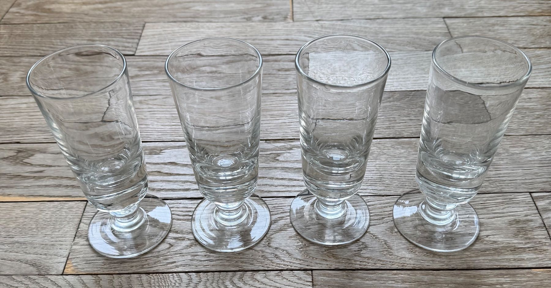 Gläser: 4 antike Kaffee- oder Absinthgläser – Gebraucht aus Luzern von Mamutpe 1