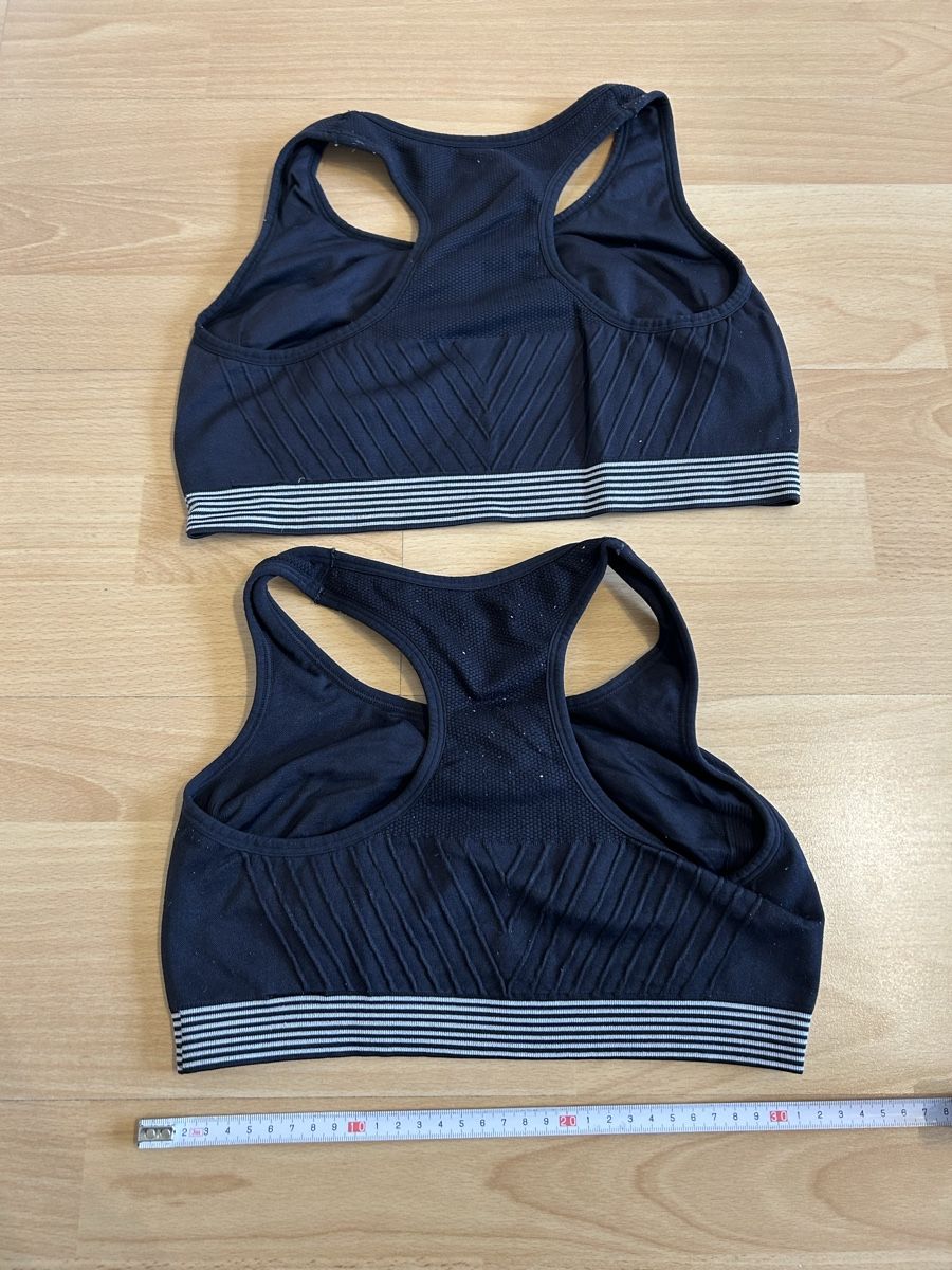 Tops: 2 Sport BHs in Schwarz,Grösse M & L – Gebraucht aus Port von SandraDG 1