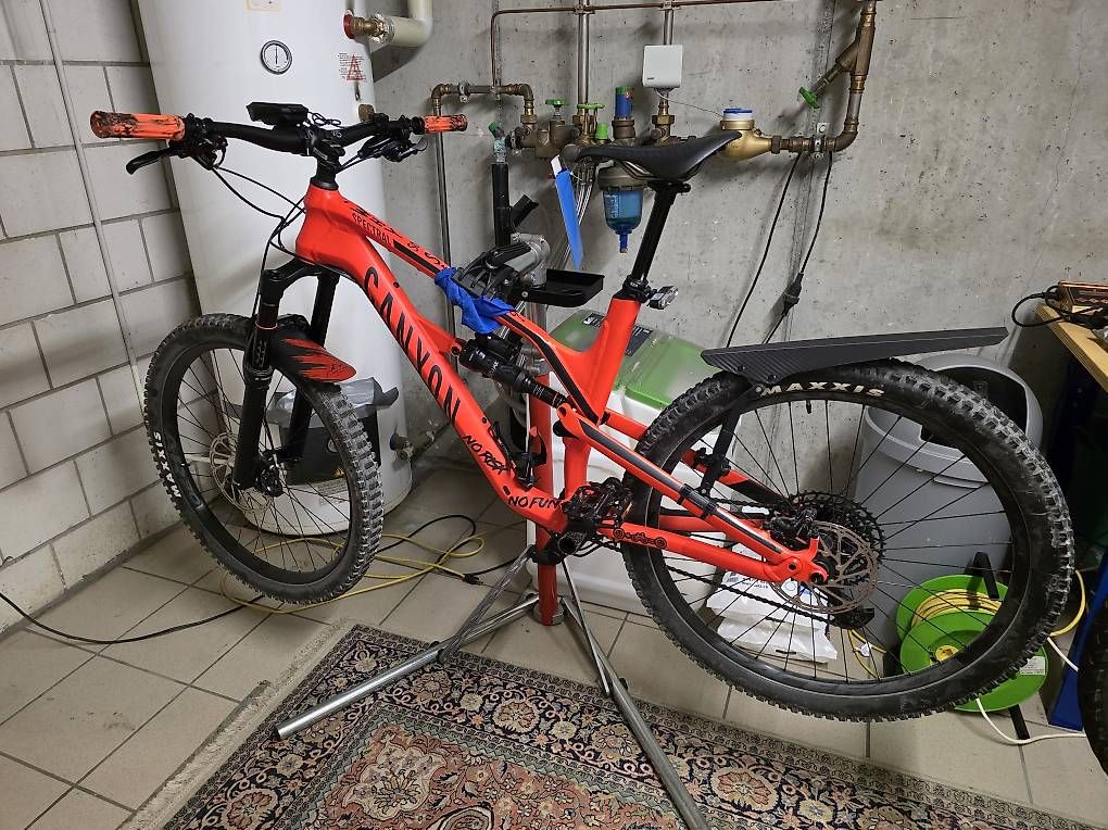 Canyon Velos: Mountainbike von Canyon – Gebraucht aus Neuendorf von Hologramm 1