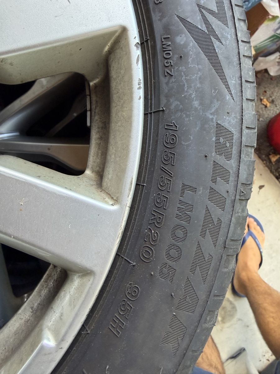 Bridgestone Pneumatici & Ruote complete: 195/55R20 – Usato da Arzier le Muids venduto da GROP94 1