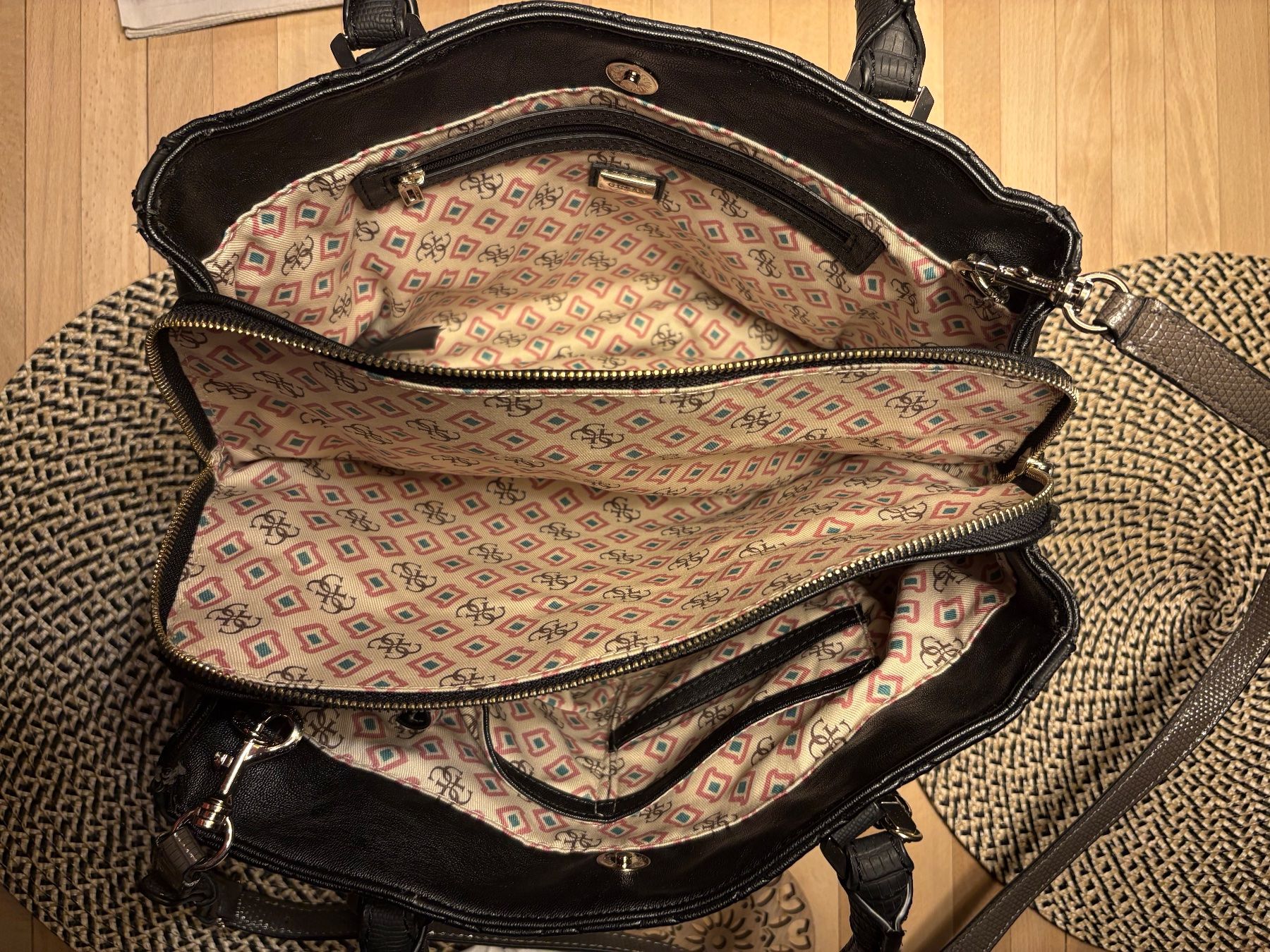 Guess Borse da donna: Neue Original Guess Hand Tasche – Nuovo (secondo la descrizione) da Mattstetten venduto da Liny01 1