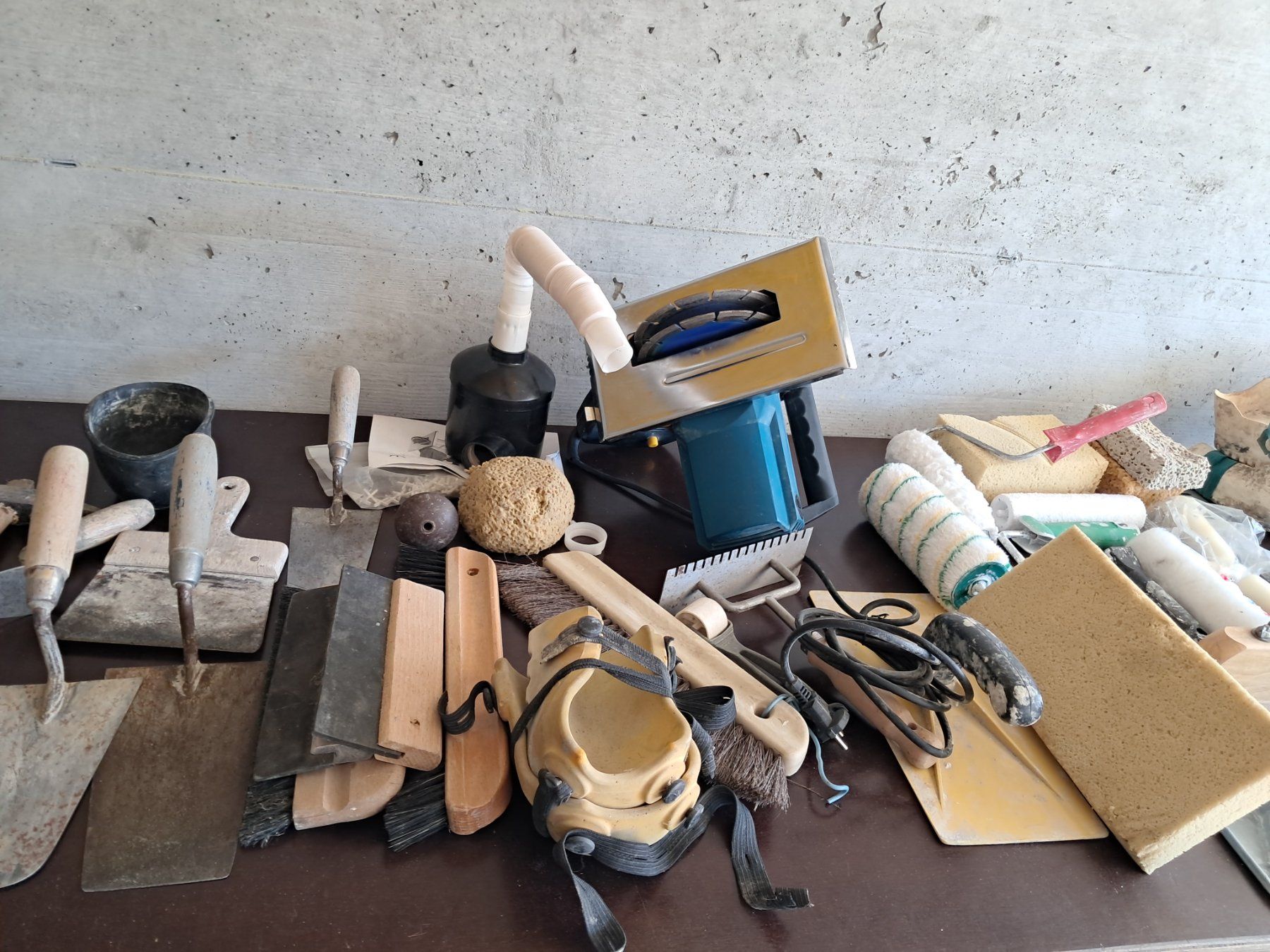 Quincaillerie: Outils pour maçonnerie – D'occasion à moutier par Dupont50 6
