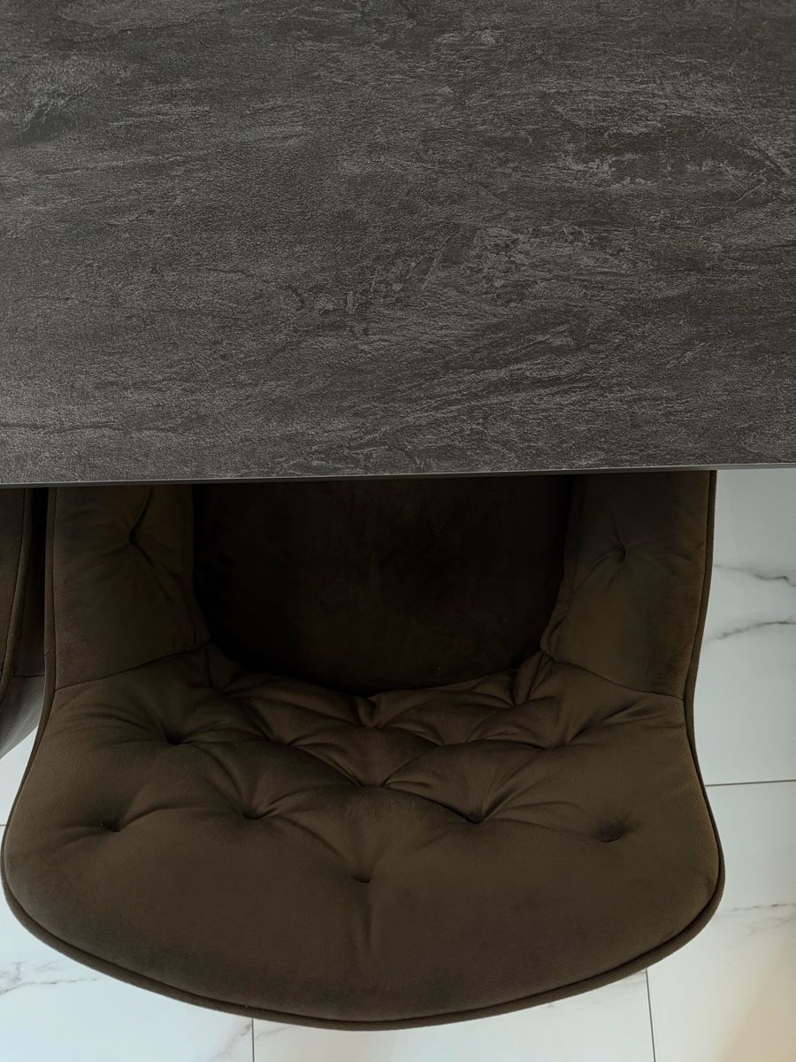 Set di tavolo e panche: Moderner Esstisch + 6 Samtstühle Top Zustand – Nuovo (secondo la descrizione) da Neuhausen venduto da ali_s9jb 1