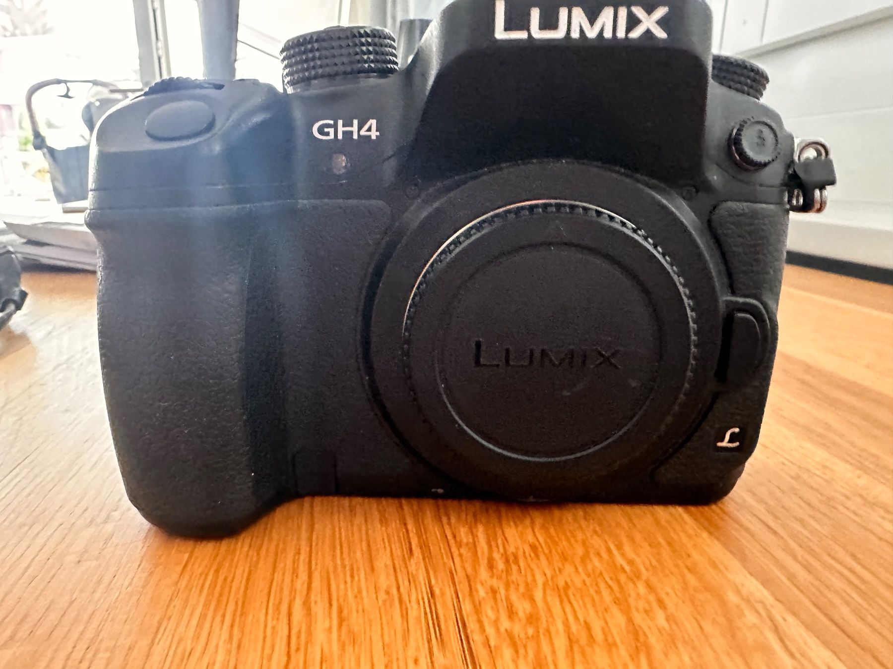 Panasonic Fotocamera: Panasonic Lumix GH4, Body - Originalverpackung – Nuovo (secondo la descrizione) da Küssnacht am Rigi venduto da Fried1