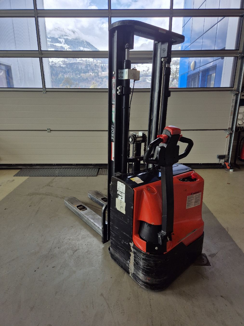 Gabelstapler & Hubwagen: Profi S12 V300 FH – Gebraucht aus Flums von BartholetFlumsAG 1
