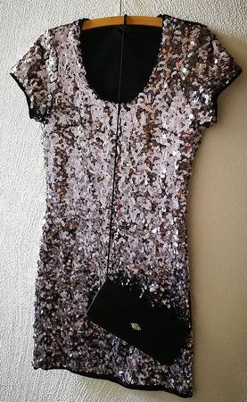 Kleid/ Paillettenkleid inklusive Handtasche