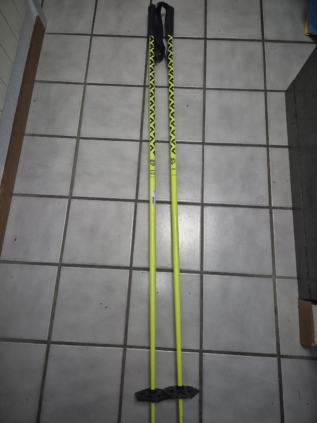 Black Crows Bastoncini da sci: Batons de ski Black Crow Meta 130 – Nuovo e nell'imballaggio originale da Porrentruy venduto da jer_6hmq 1