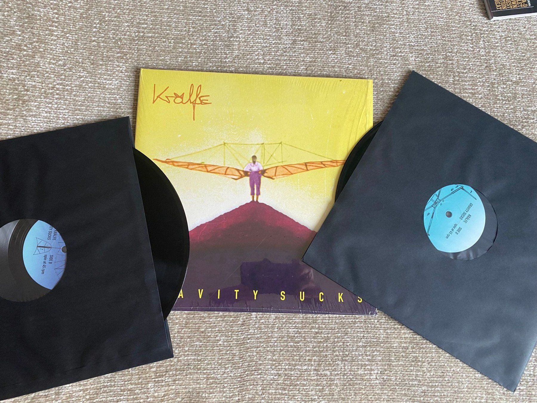 Dischi in vinile: Krälfe – Gravity Sucks / 2 LPs – Usato da Basel venduto da Dinosauce