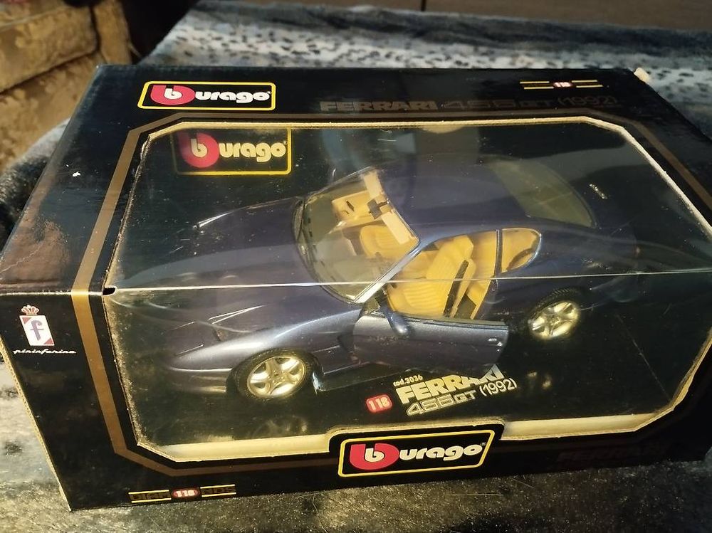 BURAGO 1/18 - COD. 3036 FERRARI 456GT 1992 - METALLIC BLUE