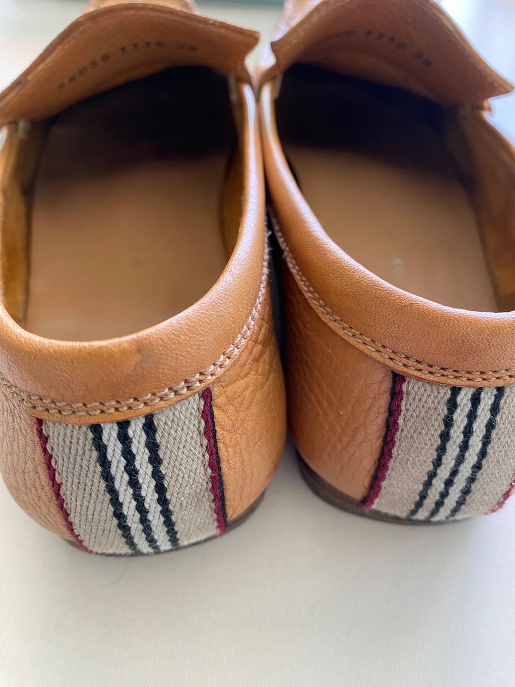 Burberry Scarpe da donna: Loafer, Burberry, Grösse 38 --> Vintage <--- – Usato da Bern venduto da L.I.A. 2