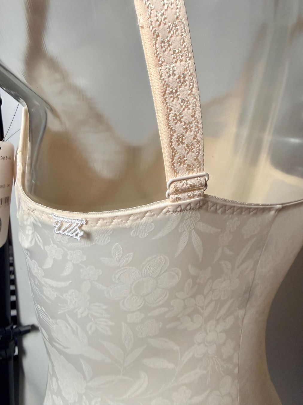 Altra biancheria intima: ULLA, Figurformender Body JASMIN, Grösse 75D, Offwhite – Nuovo e nell'imballaggio originale da Rudolfstetten venduto da gst_g7xl 9