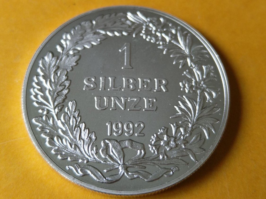 Medaillen: Helvetia Silber Unze 1992 – Neu (gemäss Beschreibung) aus Dättlikon von Bucher88