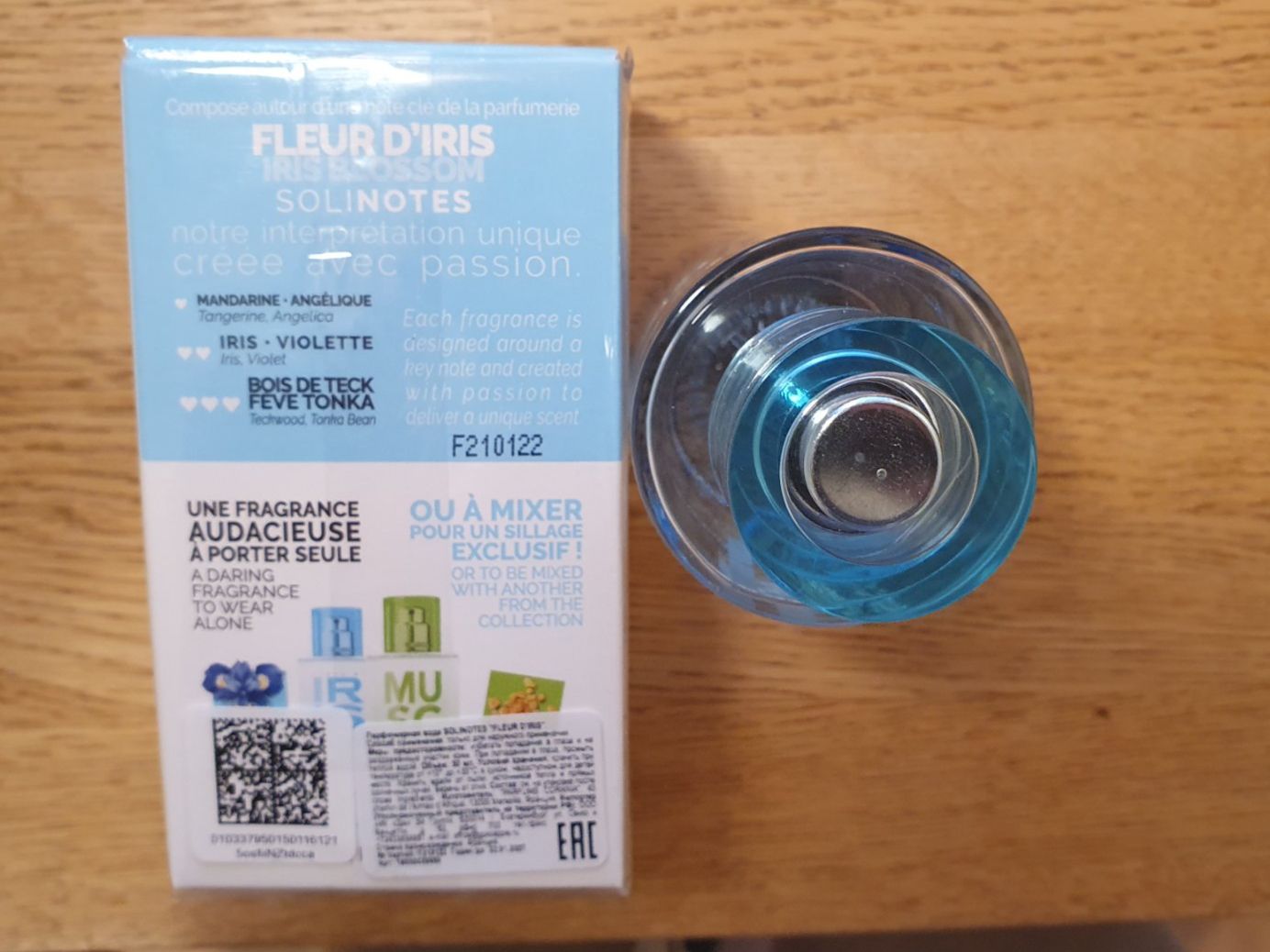 Profumi & Eau de Toilette: Solinotes Fleur d'Iris Eau de Parfum 50ml – Usato da Langnau am Albis venduto da dav_n72f 4