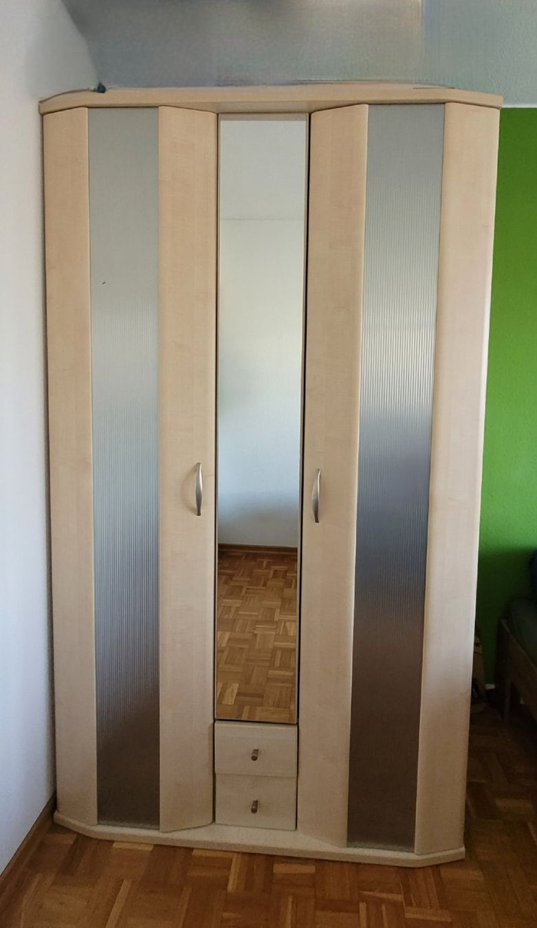 Armadi: Schrank 214x63x125 – Usato da Greifensee venduto da Schoggiischguet 1