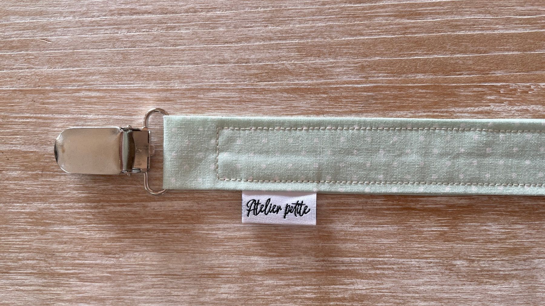 Succhiotti & catenelle porta ciuccio: Nuggiband mint mit Punkten – Nuovo (secondo la descrizione) da Burgdorf venduto da Crown.
