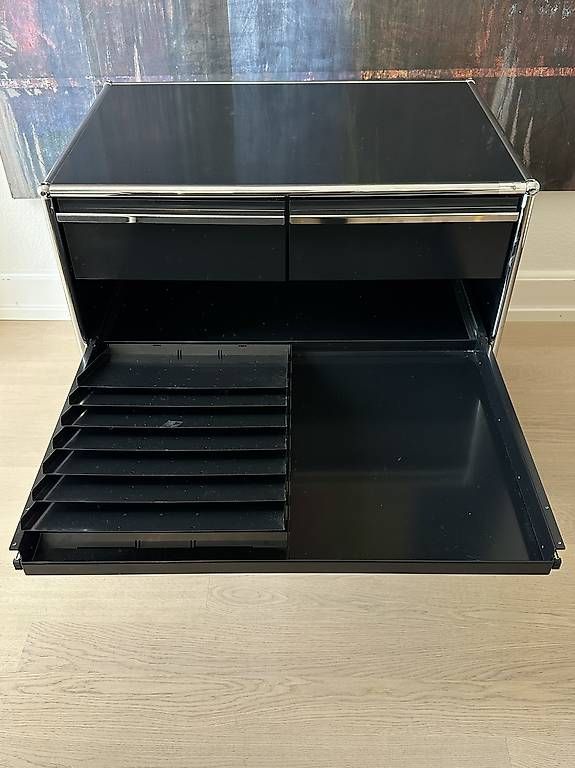 Regale: USM Haller Sideboard graphitschwarz – Gebraucht aus Basel von hoehener1959 2
