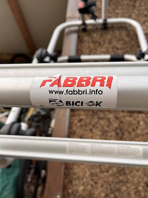 Porte vélo hayon arrière (D'occasion) à Yvorne pour CHF 50