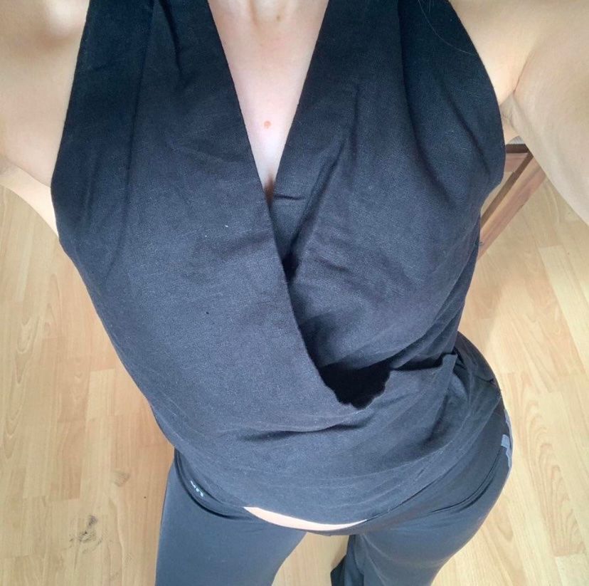 Zara Top: Schwarzes Zara Top – Usato da Bern venduto da sel_v6l2 2