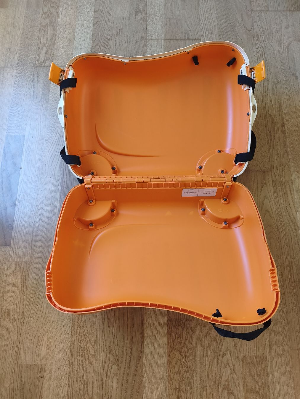 Samsonite Reisekoffer: Samsung Kinderkoffer Tiger – Gebraucht aus Boll von pat_9xqc 1