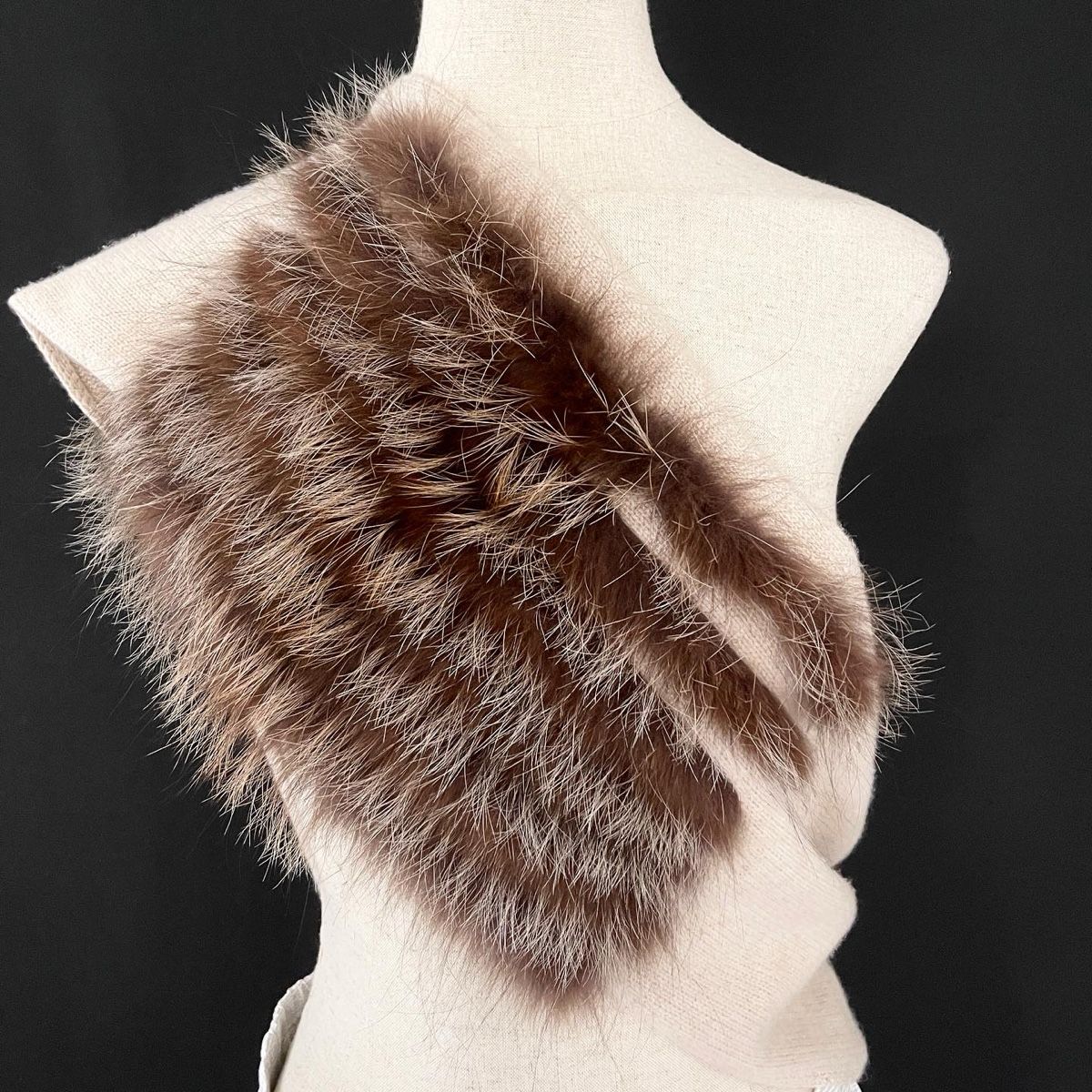 Fabiana Filippi Foulard & Sciarpe: FABIANA FILIPPI Infinity scarf – Nuovo (secondo la descrizione) da Emmen venduto da Avviivva_Com2023 3