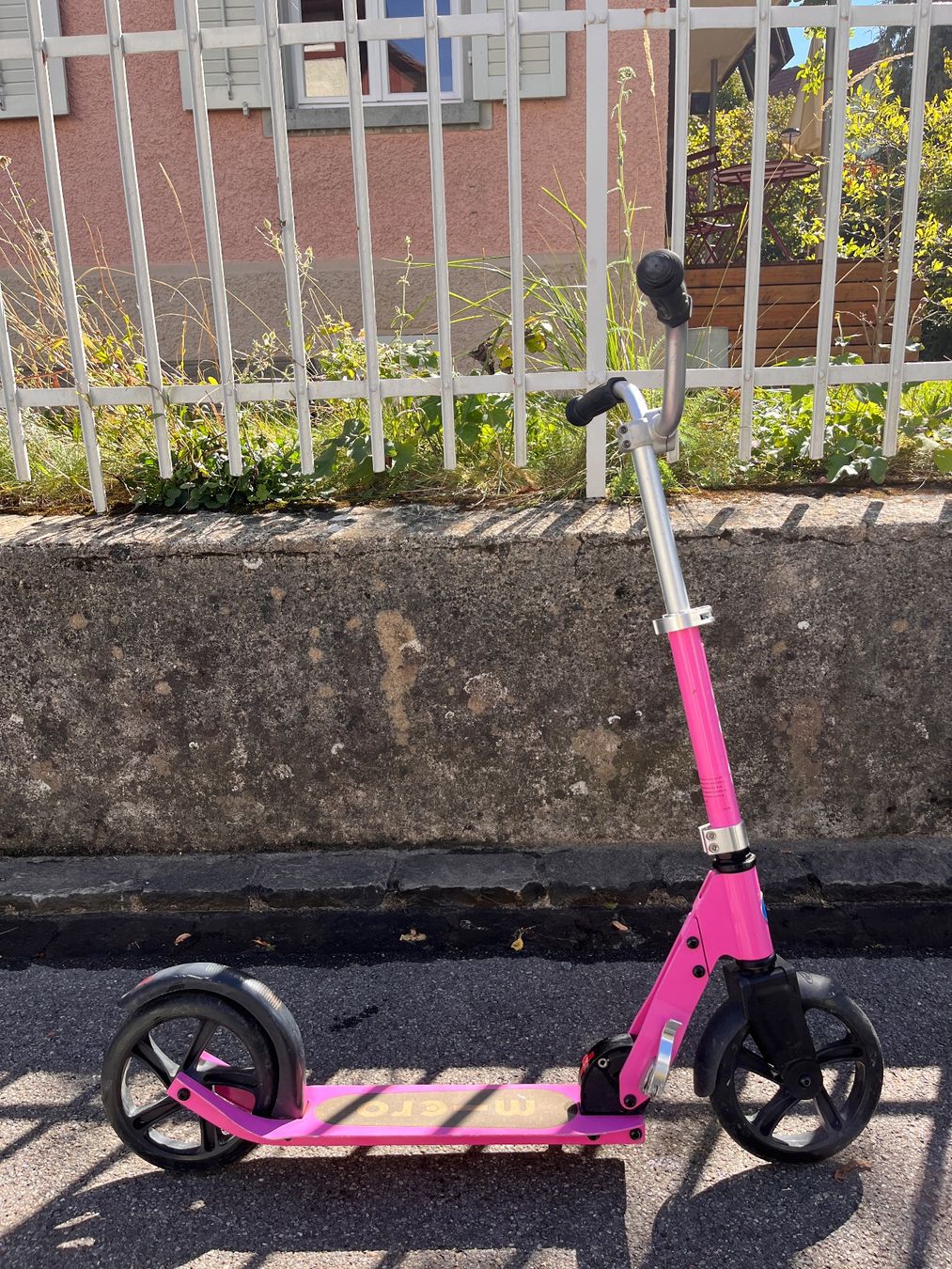 Micro Kickboard: Micro Cruiser / Scooter / Trotti – Usato da Schaffhausen venduto da Ke82