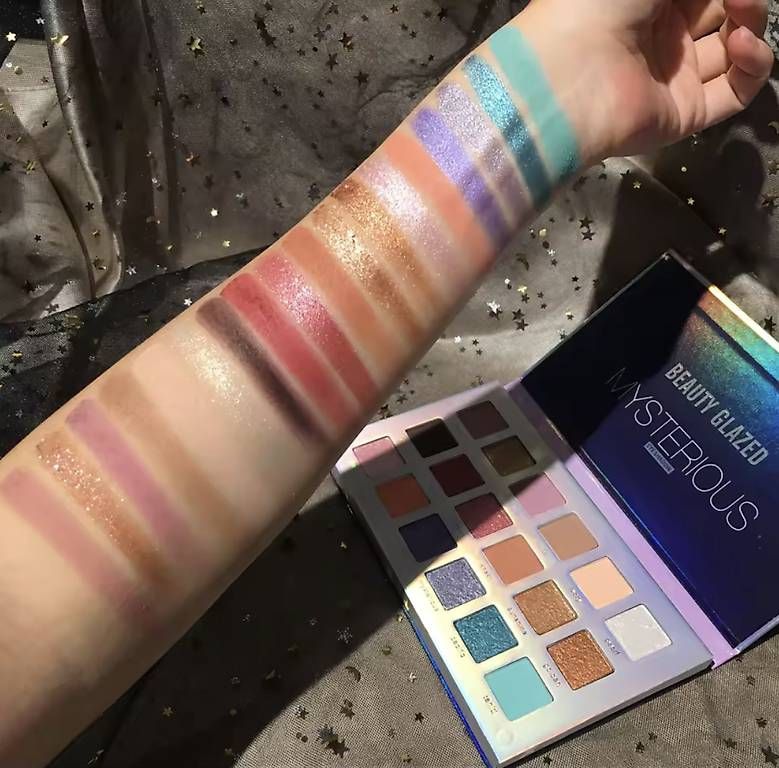 Make-up: Lidschatten-Set (neu und orginalverpackt) – Nuovo e nell'imballaggio originale da Oberuzwil venduto da Tatymausi 2