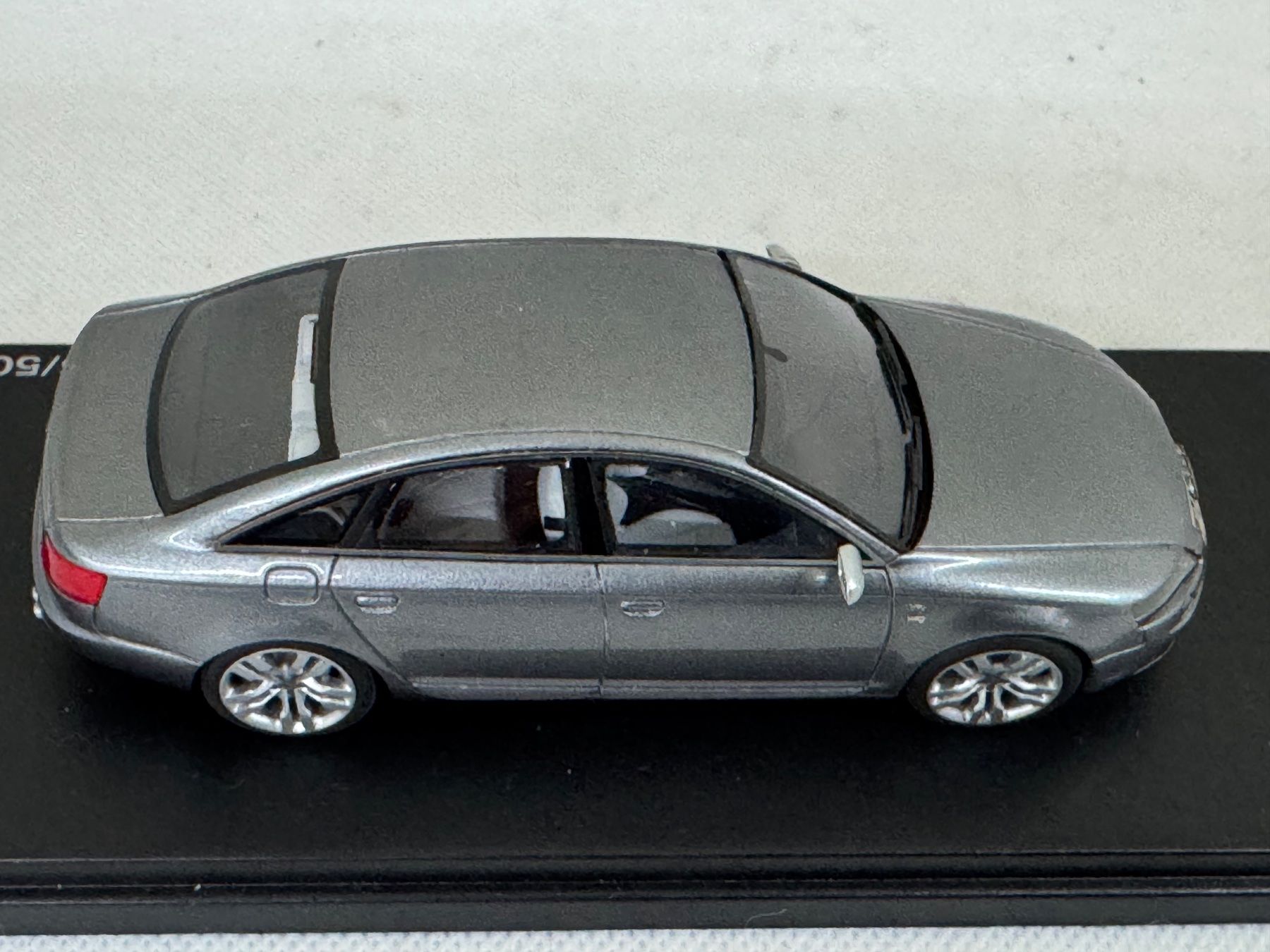 Audi Modellini d'auto: Audi S6 grau metallic Looksmart 1:43 – Nuovo (secondo la descrizione) da Luzern venduto da aa43modelcars-Luzern 2